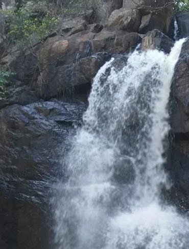 Midubanda Waterfall